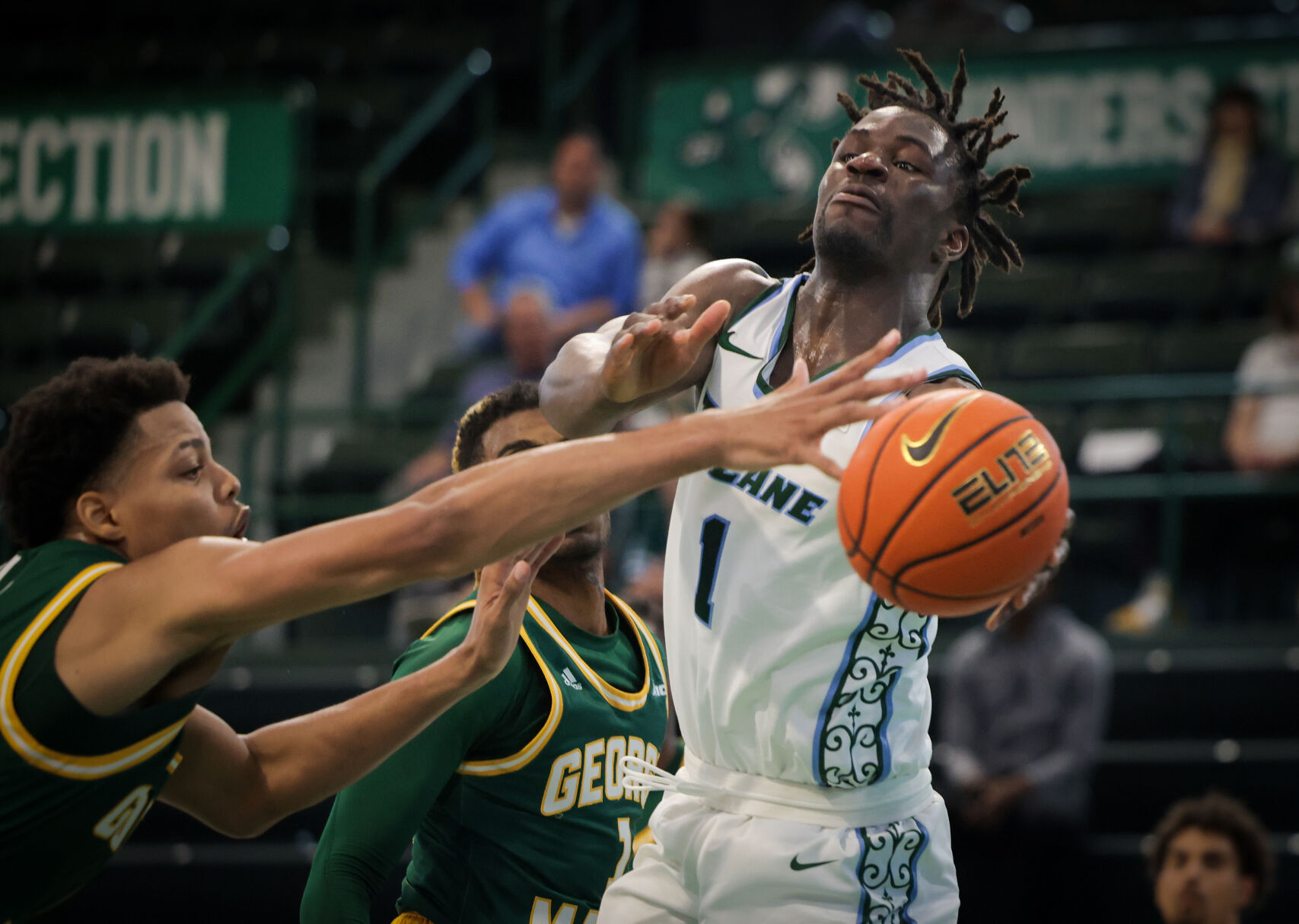 NO.georgemasontulane.122323.851.JPG
